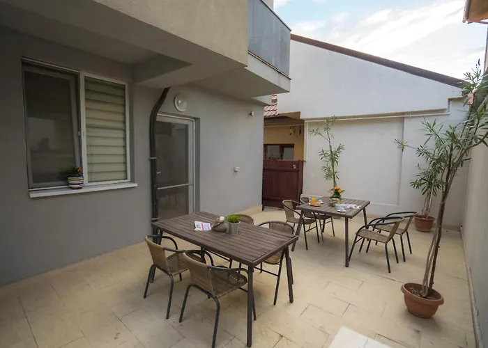 27 Konukevi Eforie Nord